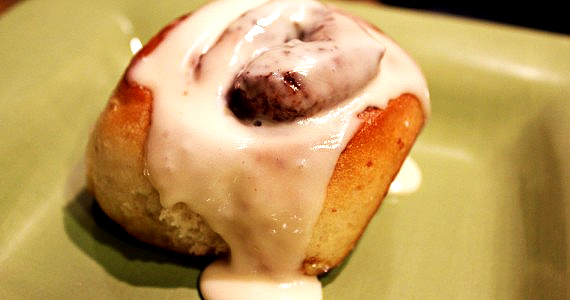 Cinnamon-Rolls-Cinnabon